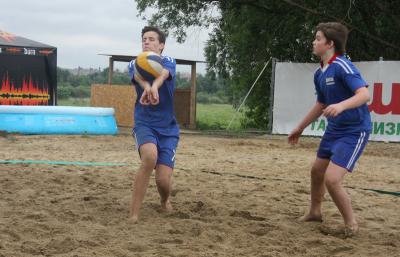 На площадках ТРЦ «Премьер» завершился турнир по пляжному волейболу